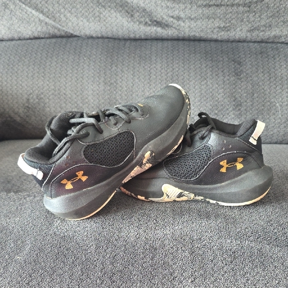 Under Armour Kids Black Sneakers with Gold Accents